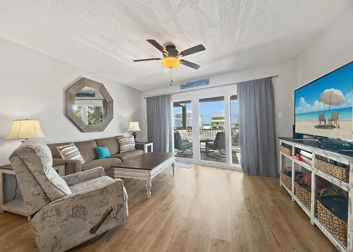 Holiday home Duplex For 6 With Balcony & Resort-style Amenities *