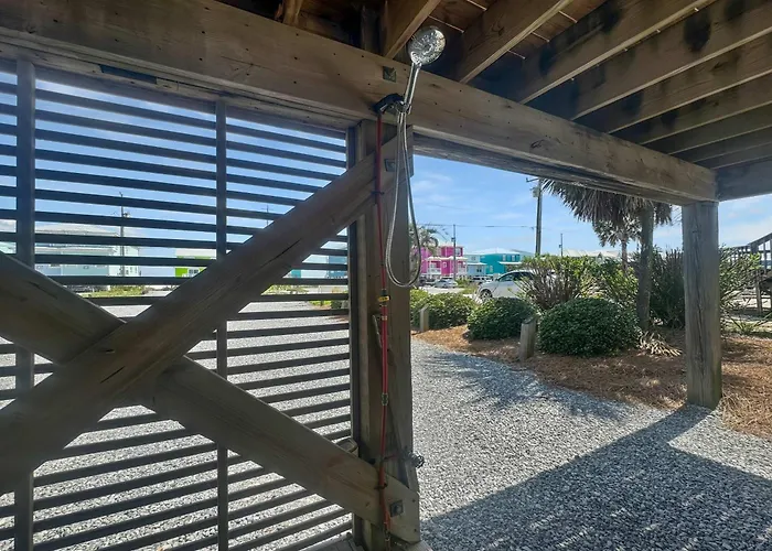 Duplex For 6 With Balcony & Resort-style Amenities Holiday home